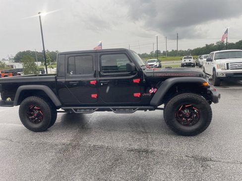 Used 2021 Jeep Gladiator Rubicon w/ Safety Group AWD/4WD image 9