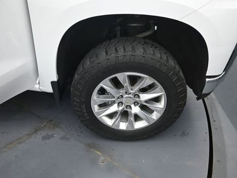 Used 2021 Chevrolet Silverado 1500 LTZ AWD/4WD image 33