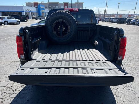 New 2026 Chevrolet Colorado ZR2 w/ ZR2 Bison Edition image 46