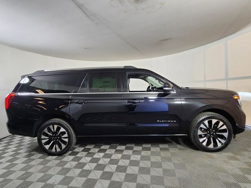 New 2026 Ford Expedition Max Platinum w/ Driver's Package image 8