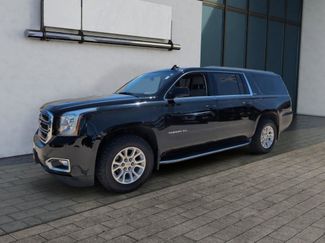 Used 2020 GMC Yukon XL SLT w/ HD Trailering Package image 1