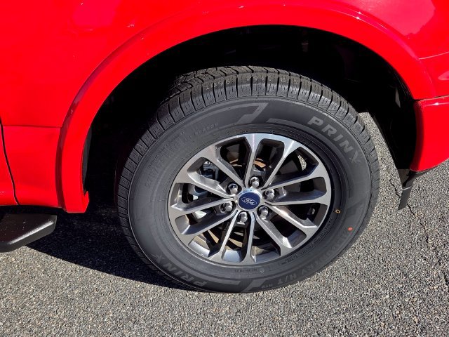 Used 2018 Ford F150 XLT w/ Equipment Group 302A Luxury AWD/4WD image 16