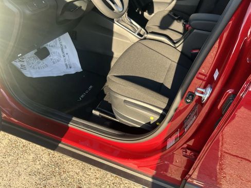 Used 2026 Hyundai Venue SE image 12