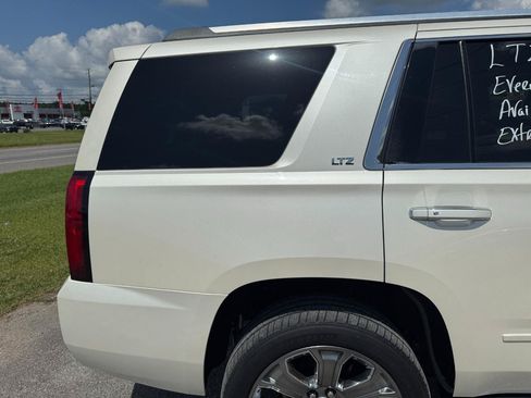 Used 2015 Chevrolet Tahoe LTZ RWD image 9
