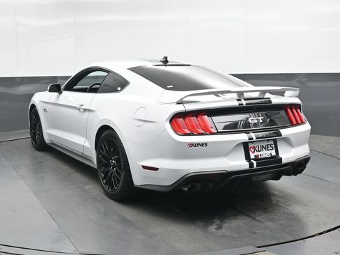 Used 2021 Ford Mustang GT Premium w/ GT Performance Package RWD image 9
