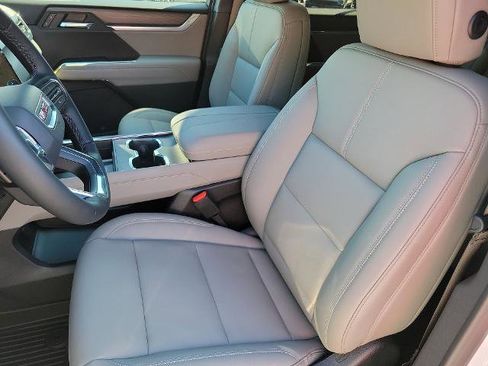 New 2026 GMC Acadia Elevation w/ Elevation Premium Package image 12