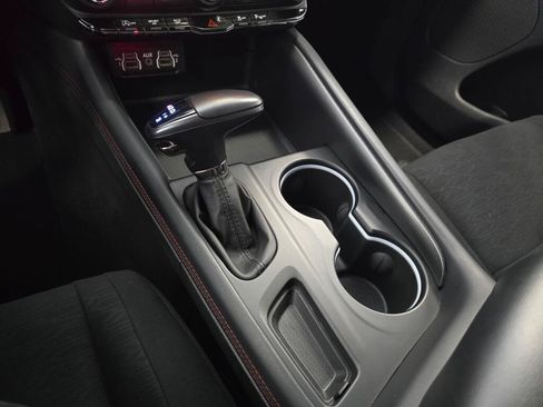 Used 2025 Dodge Durango GT AWD/4WD image 35