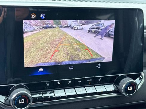 New 2025 Chevrolet Colorado Trail Boss w/ Off-Road Front Bumper Package image 30