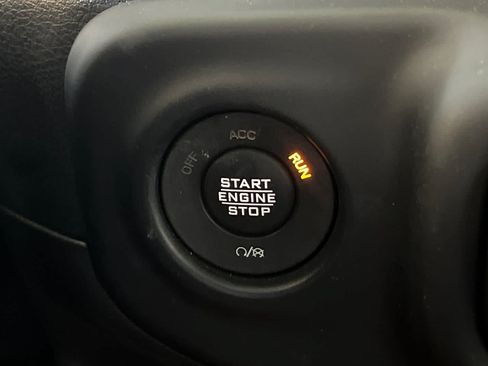Used 2021 Jeep Wrangler Unlimited Sport AWD/4WD image 23