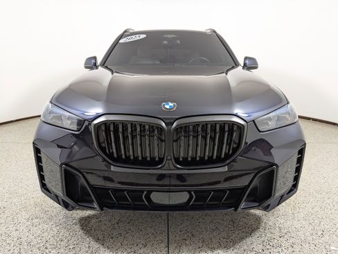 Used 2025 BMW X5 sDrive40i w/ Executive Package image 2