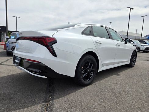 New 2026 Kia K5 LXS FWD image 3