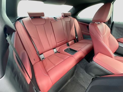 Used 2025 BMW 230i Coupe w/ Convenience Package RWD image 28