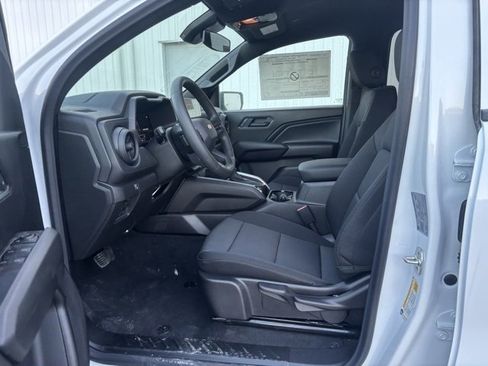 New 2026 Chevrolet Colorado W/T image 11