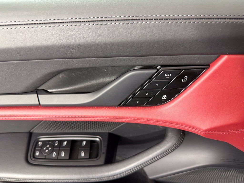 Used 2024 Porsche Taycan RWD image 18