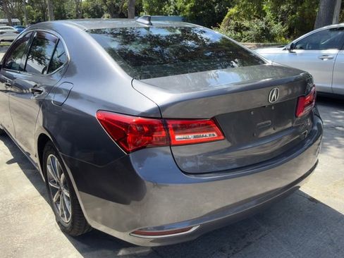 Used 2019 Acura TLX w/ Technology Package FWD image 3