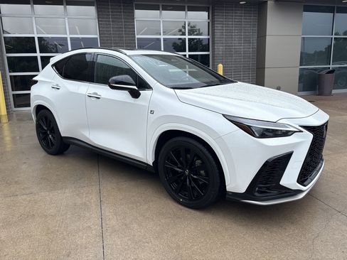 Used 2024 Lexus NX 350 F Sport AWD/4WD image 2