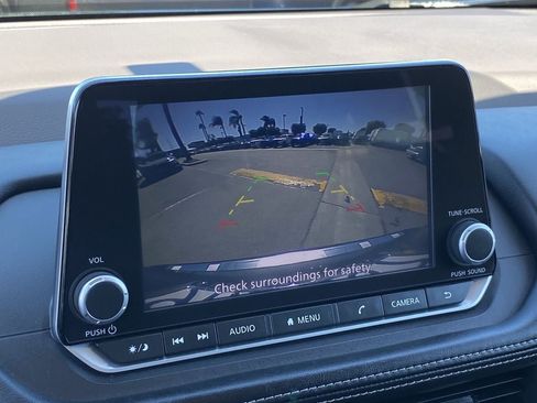 Used 2023 Nissan Rogue SV FWD image 30