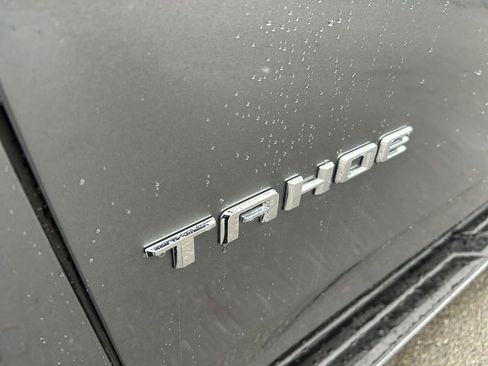 Used 2021 Chevrolet Tahoe Premier AWD/4WD image 32