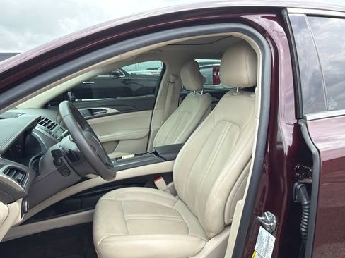 Used 2018 Lincoln MKZ Select w/ Technology Package FWD image 10