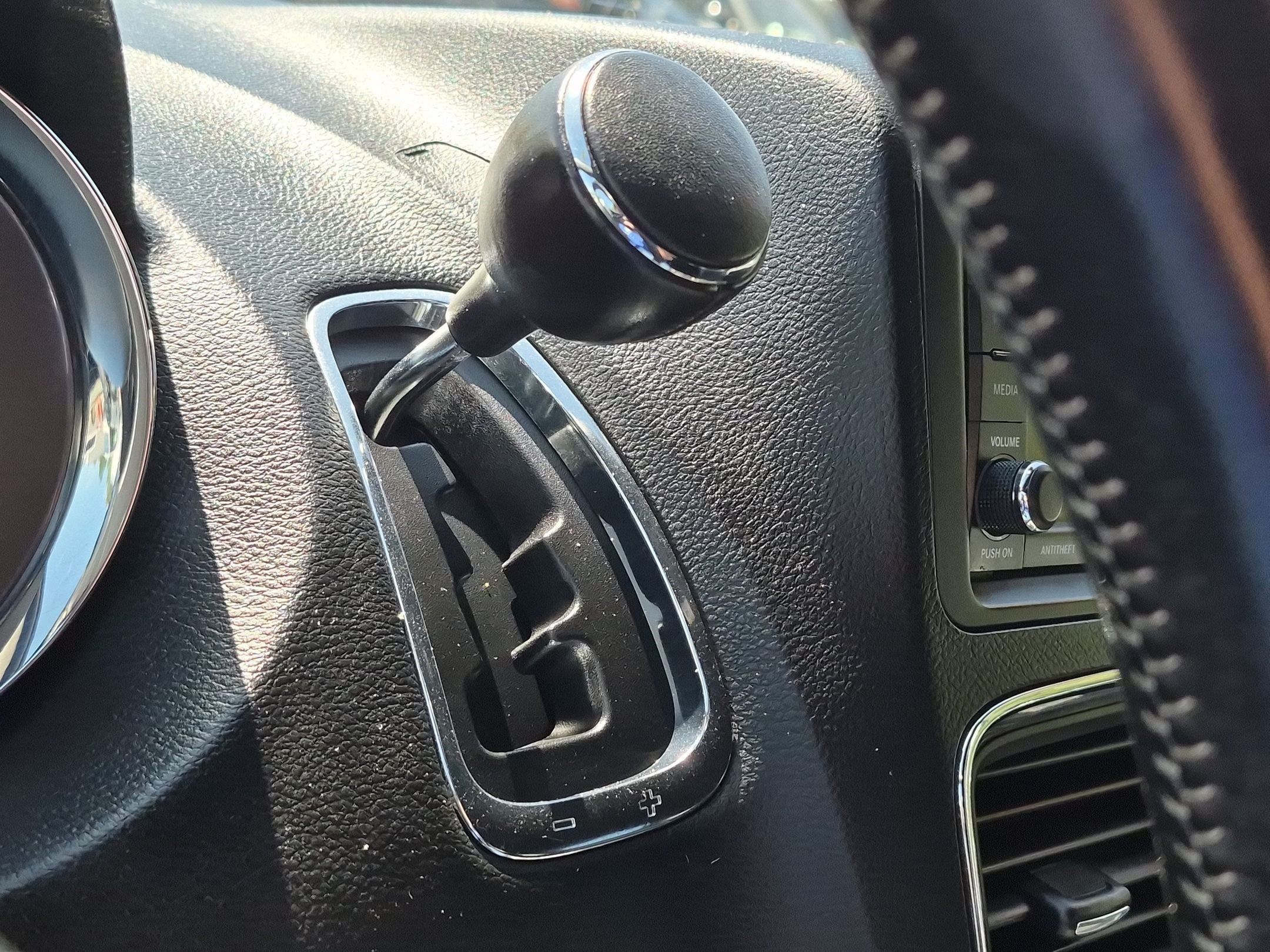 Used 2019 Dodge Grand Caravan SXT FWD image 23