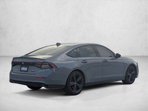 Used 2023 Honda Accord Sport image 5