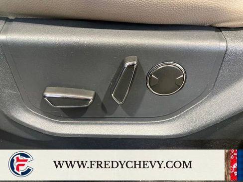 Used 2024 Ford Expedition Limited AWD/4WD image 31