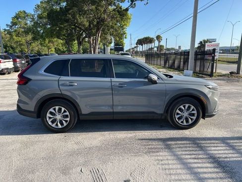 Used 2025 Honda CR-V LX image 17