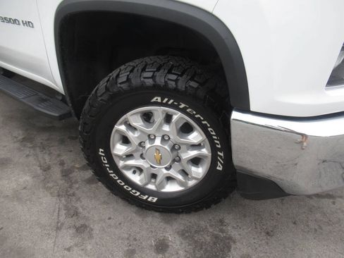 Used 2021 Chevrolet Silverado 3500 W/T w/ WT Convenience Package AWD/4WD image 4