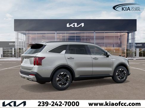 New 2026 Kia Sorento S image 6