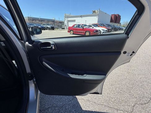 Used 2006 Chrysler Sebring Touring image 23