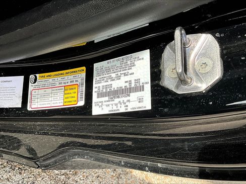 Used 2020 Ford Mustang EcoBoost w/ Equipment Group 101A image 35