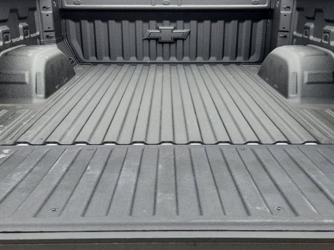 Used 2026 Chevrolet Silverado 1500 LTZ w/ LTZ Premium Package image 17