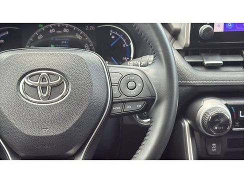 Certified 2024 Toyota RAV4 XLE Premium AWD/4WD image 24