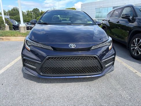 Used 2021 Toyota Corolla SE w/ SE Premium Package FWD image 2