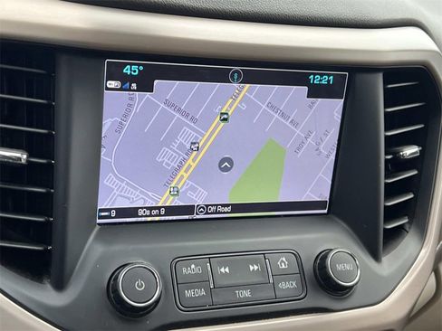 Certified 2019 GMC Acadia Denali w/ Technology Package image 19