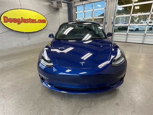 Used 2023 Tesla Model 3 Standard Range RWD image 8
