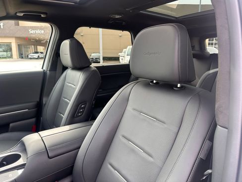 Used 2026 Hyundai Palisade Calligraphy image 24