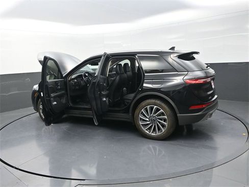 Used 2023 Lincoln Corsair Reserve w/ Equipment Group 201A image 39