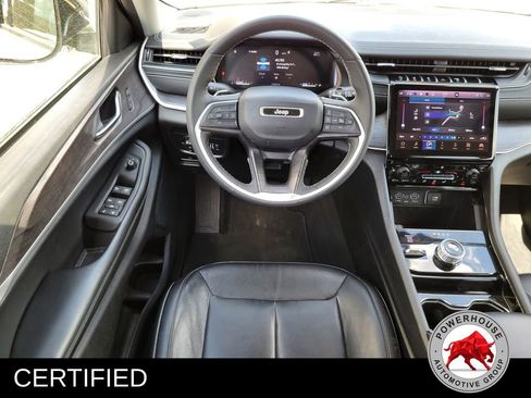Used 2023 Jeep Grand Cherokee L Limited AWD/4WD image 21