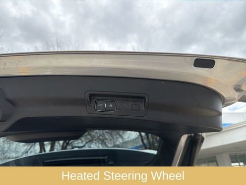 Used 2021 Ford Explorer XLT w/ Equipment Group 202A image 15