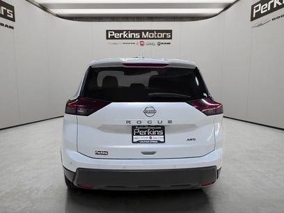 Used 2025 Nissan Rogue SV