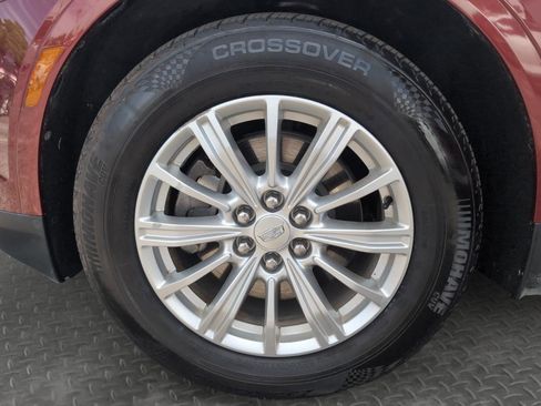 Used 2018 Cadillac XT5 FWD image 27