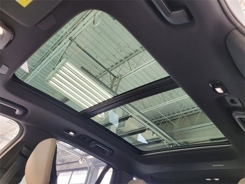 Certified 2026 Volvo XC90 B5 Plus w/ Protection Package image 18