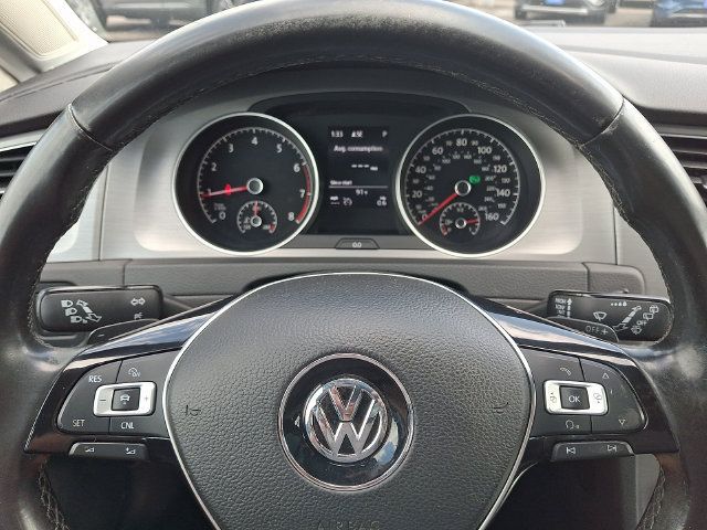 Used 2016 Volkswagen Golf Limited Edition FWD image 19