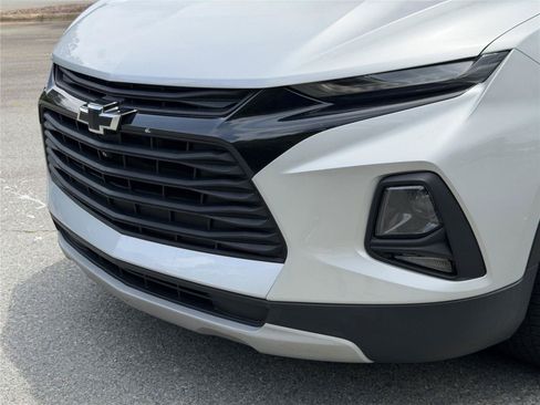Used 2021 Chevrolet Blazer LT w/ Sound & Technology Package FWD image 38