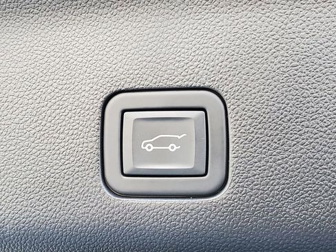 Used 2023 Chevrolet Tahoe RST w/ Sport Performance Package image 9