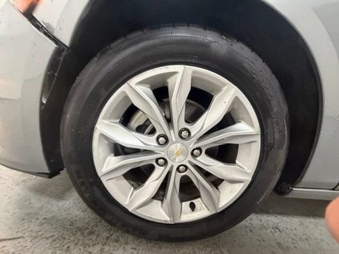 Used 2024 Chevrolet Malibu LT FWD image 12