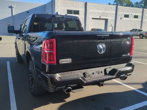 Used 2025 RAM 1500 Limited AWD/4WD image 12