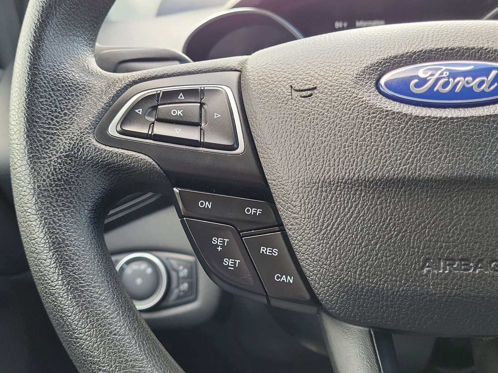 Used 2019 Ford Escape SE AWD/4WD image 16