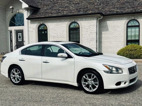 Used 2012 Nissan Maxima 3.5 SV w/ Monitor Pkg FWD image 12